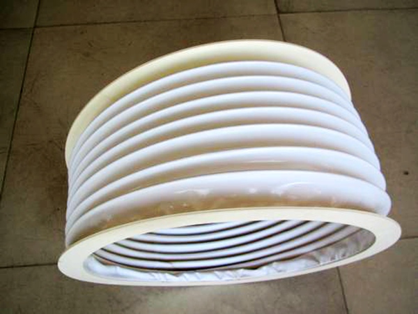 白色环保材质防护罩
